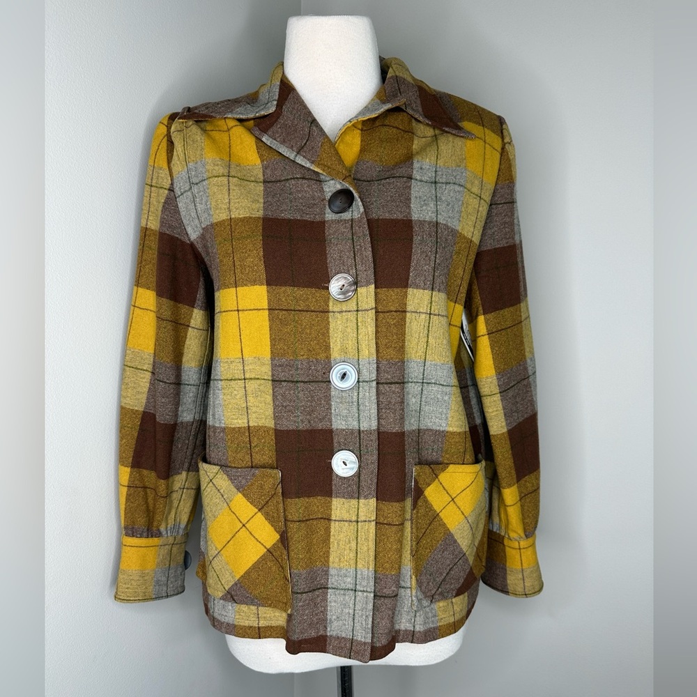 Authentic Vintage Pendleton Virgin Wool Jacket Shirt size 6 S/M in like new